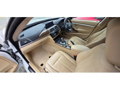 2017 BMW 320
