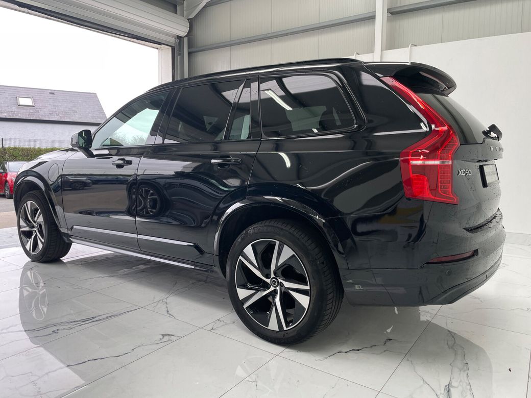 2022 Volvo XC90