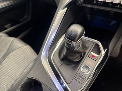 2022 Peugeot 5008