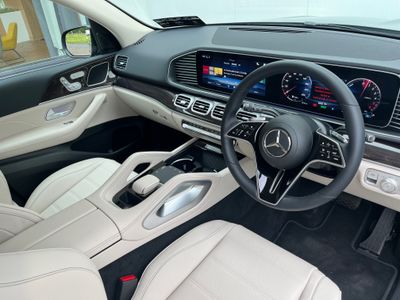 2025 Mercedes-Benz GLE Class