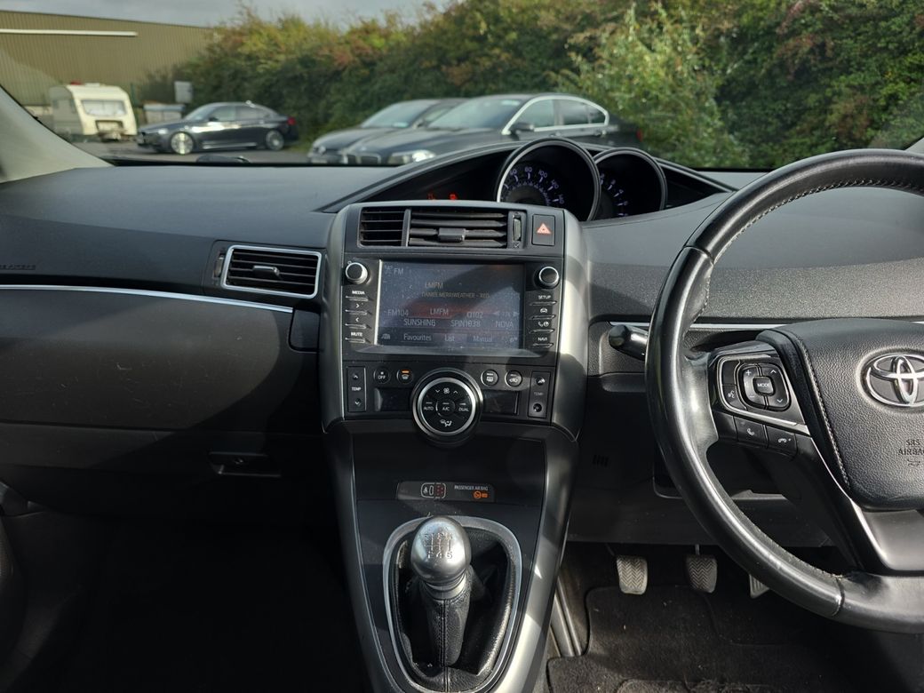 2016 Toyota Verso