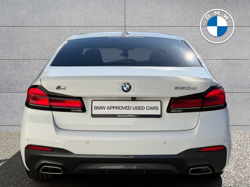 2021 BMW 5 Series