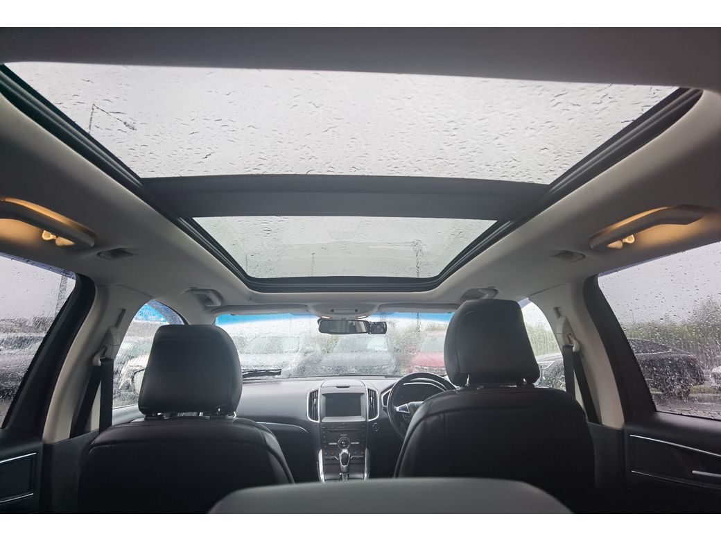 2016 Ford Edge
