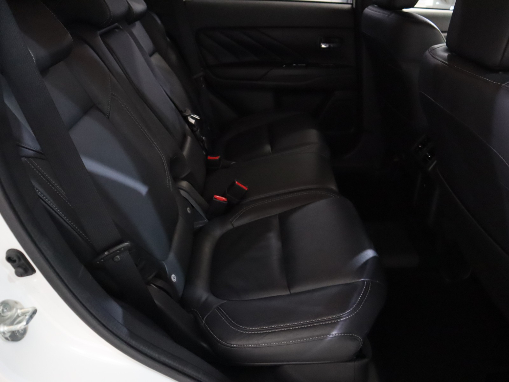 2021 Mitsubishi Outlander