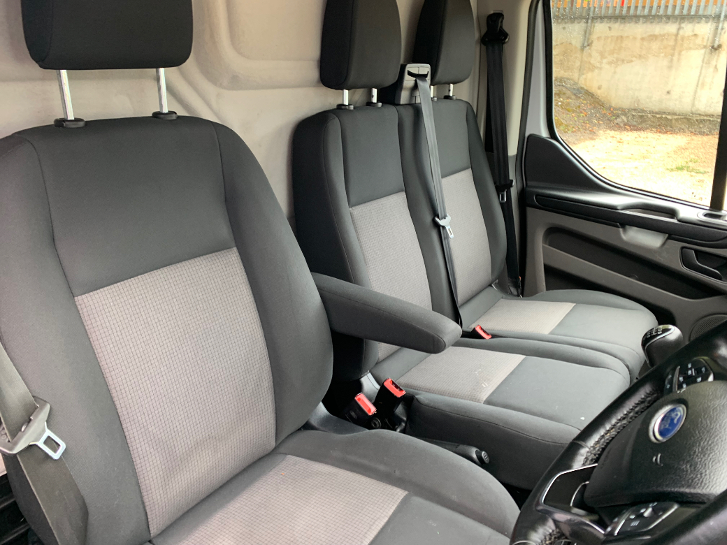 2022 Ford Transit Custom