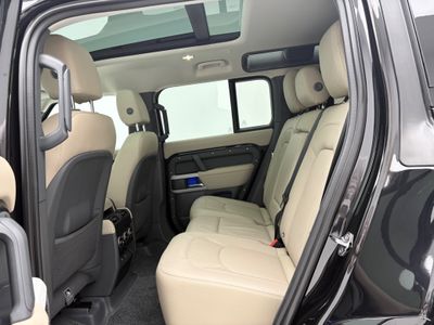 2024 Land Rover Defender 110
