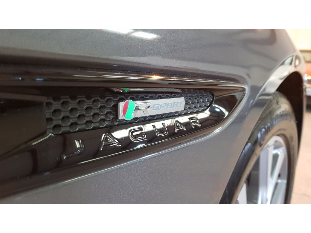 2018 Jaguar XE