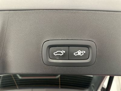 2023 Volvo XC40