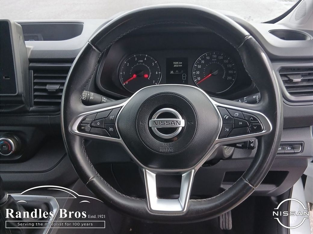 2024 Nissan Primastar