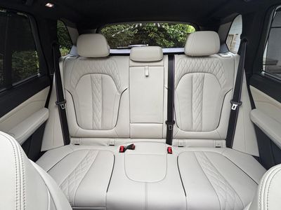 2025 BMW X5