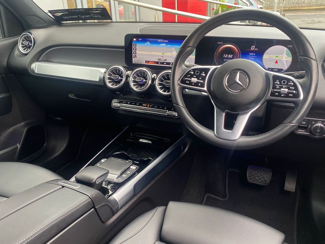 2022 Mercedes-Benz EQB