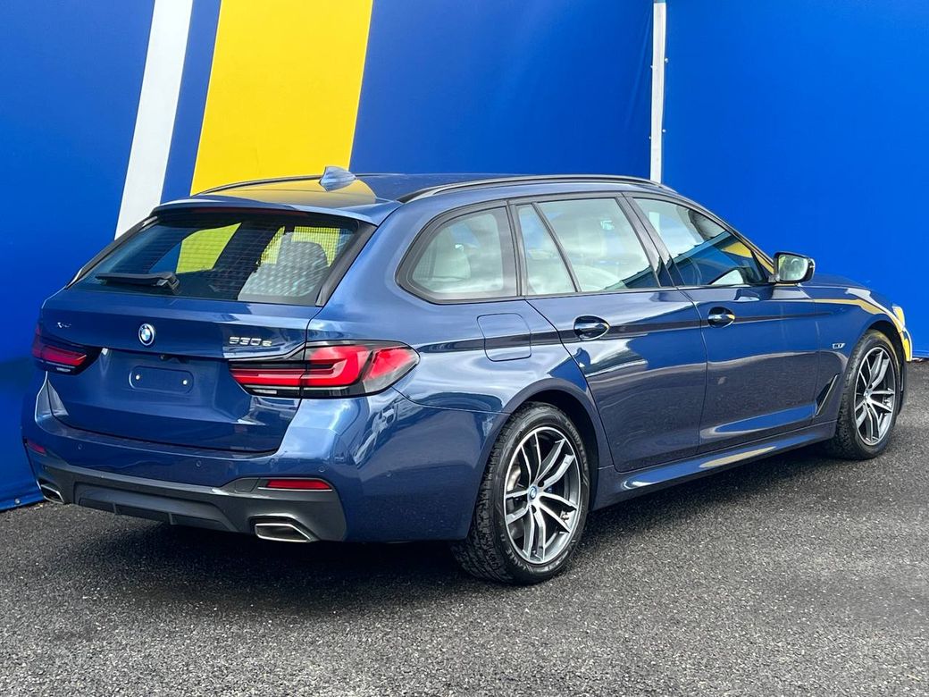2022 BMW 5 Series
