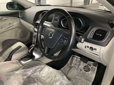 2019 Volvo V40