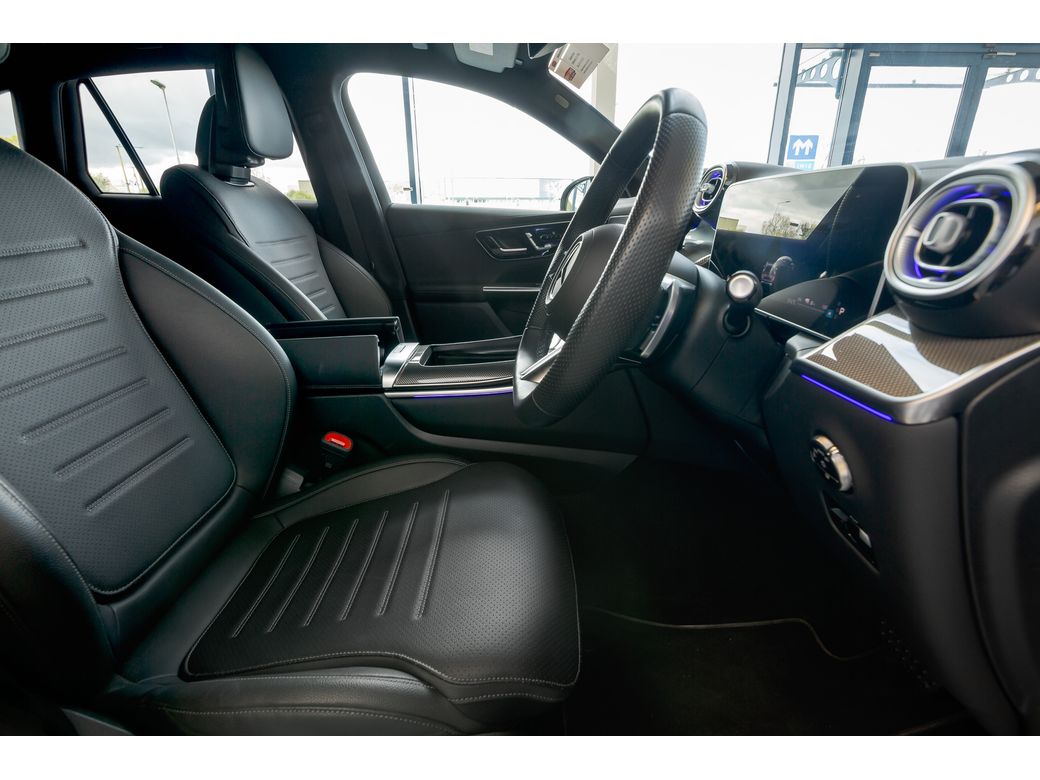 2025 Mercedes-Benz GLC Class