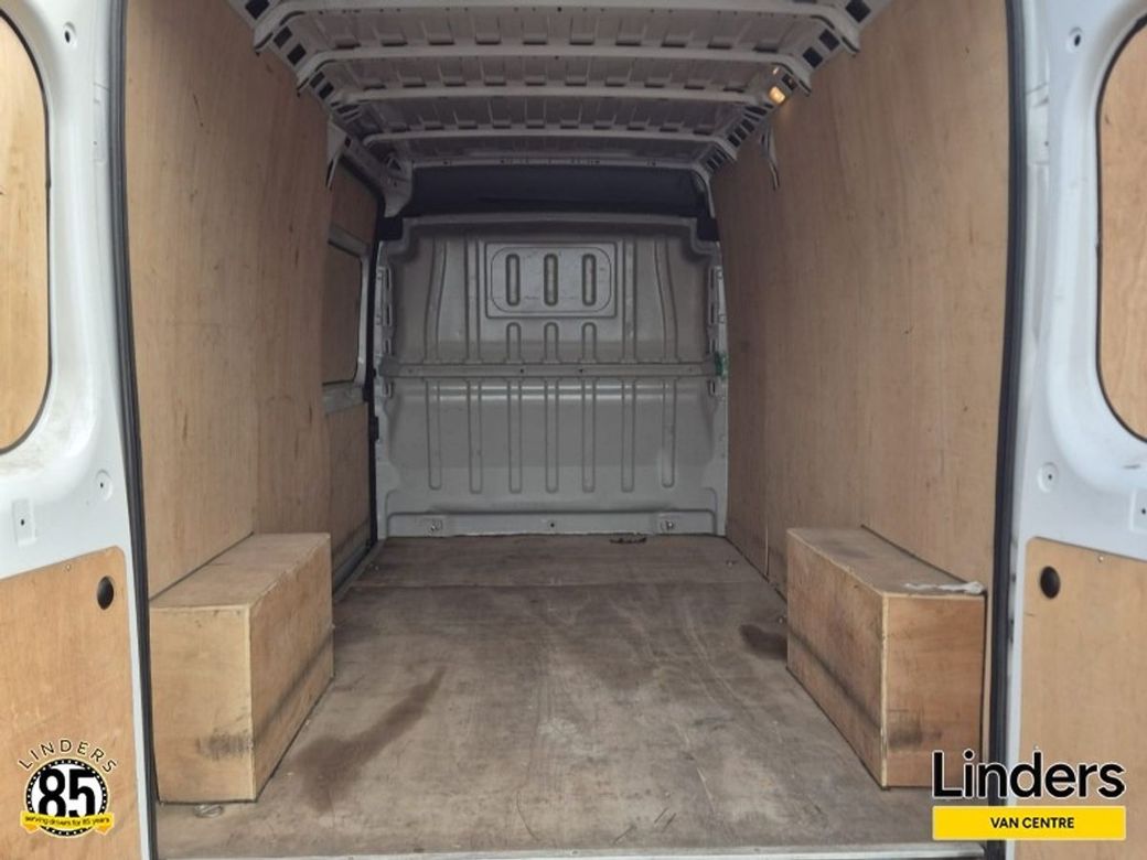 2023 Opel Movano