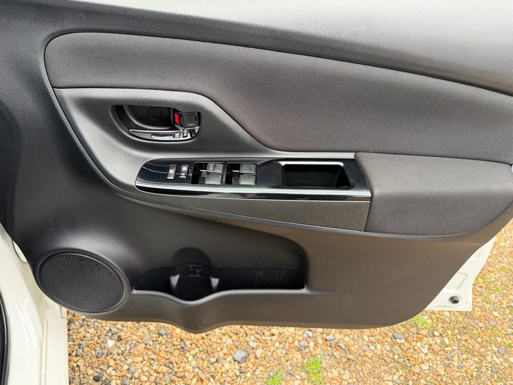 2020 Toyota Vitz