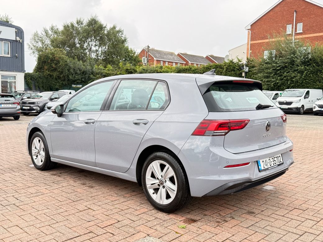 2024 Volkswagen Golf
