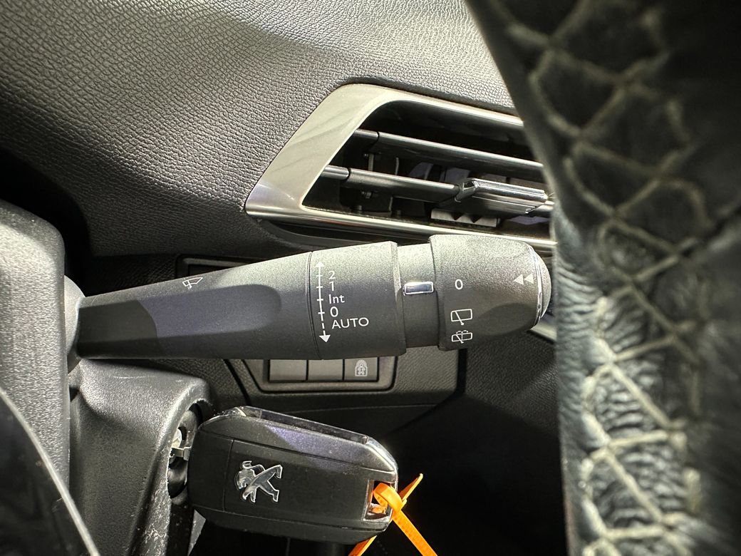 2020 Peugeot 3008