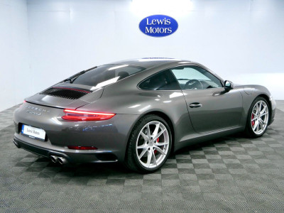 2017 Porsche 911