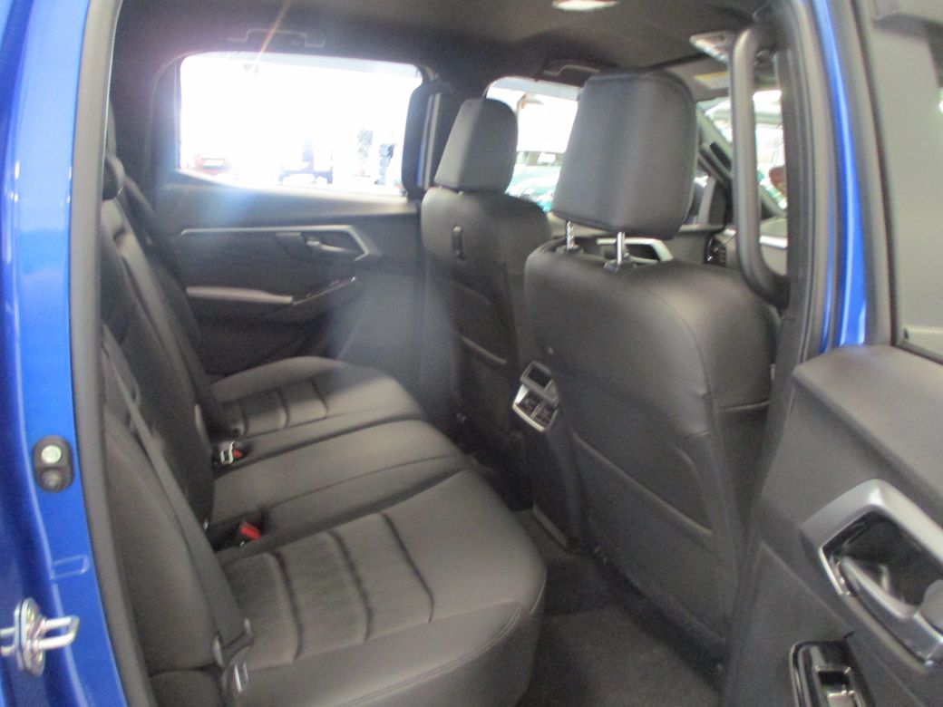2025 Isuzu D-MAX