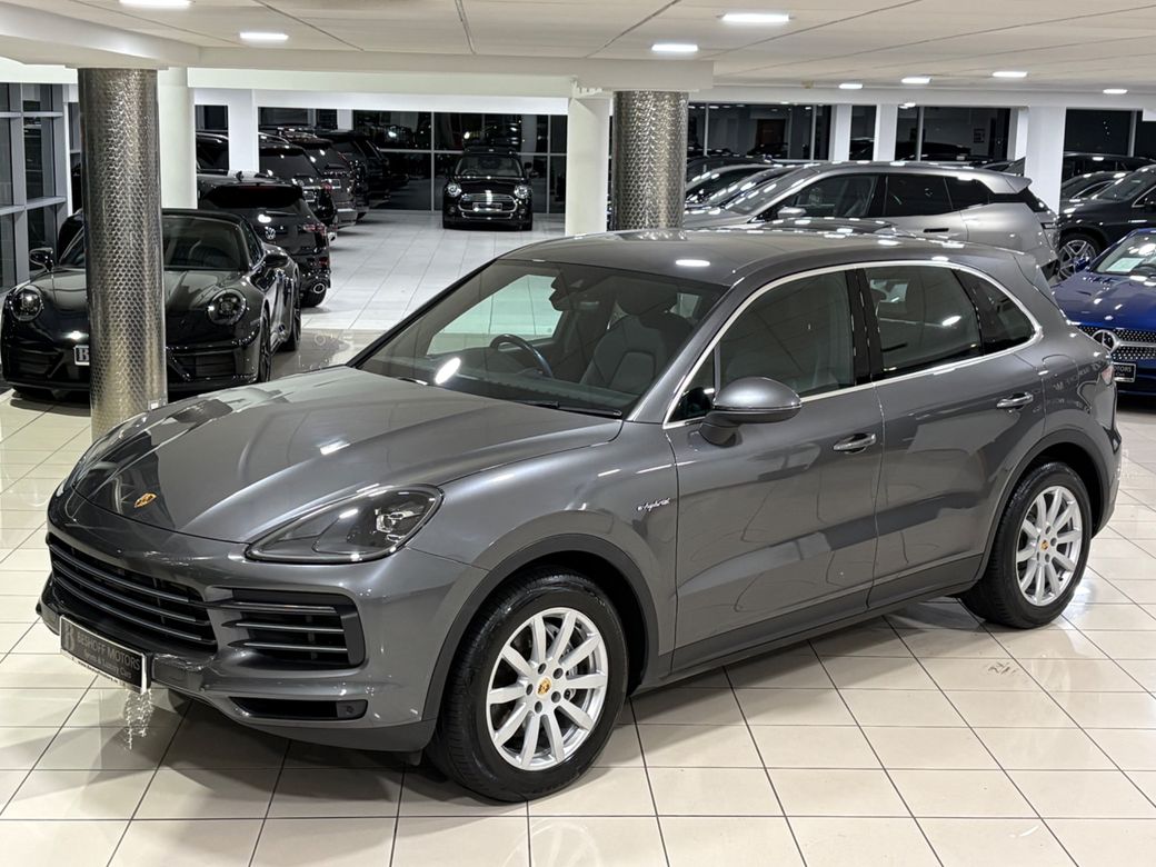 2022 Porsche Cayenne