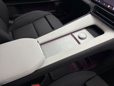 2024 Polestar 4