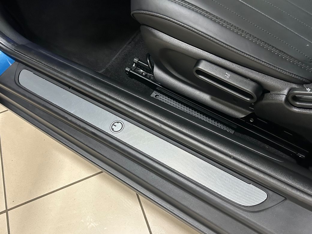2022 Mini Hatch