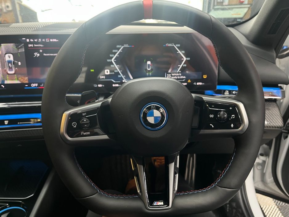 2024 BMW i5