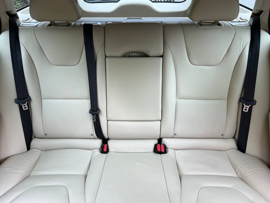 2016 Volvo V60