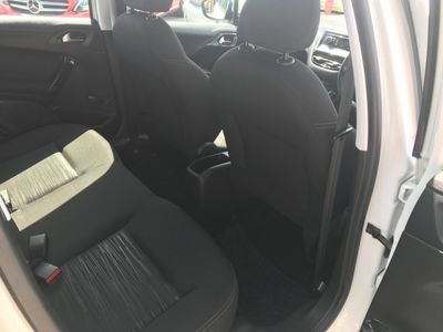 2016 Peugeot 208
