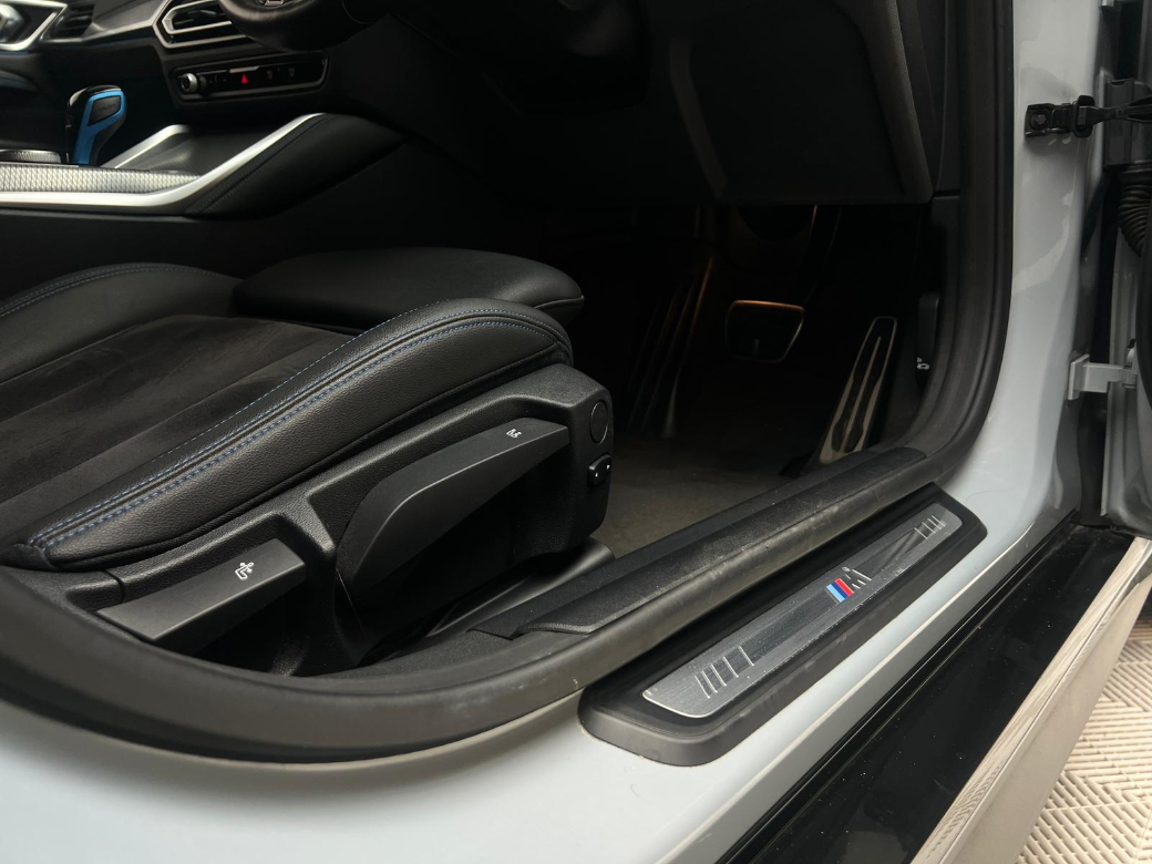 2022 BMW i4