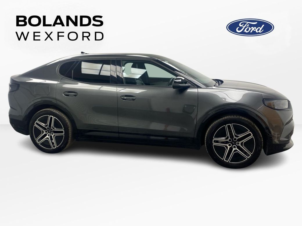 2025 Ford Capri