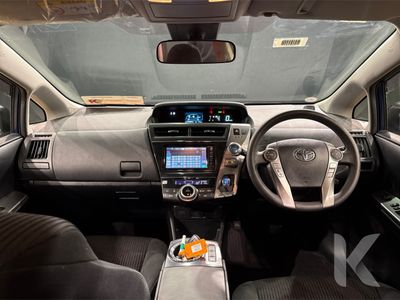 2018 Toyota Prius Alpha
