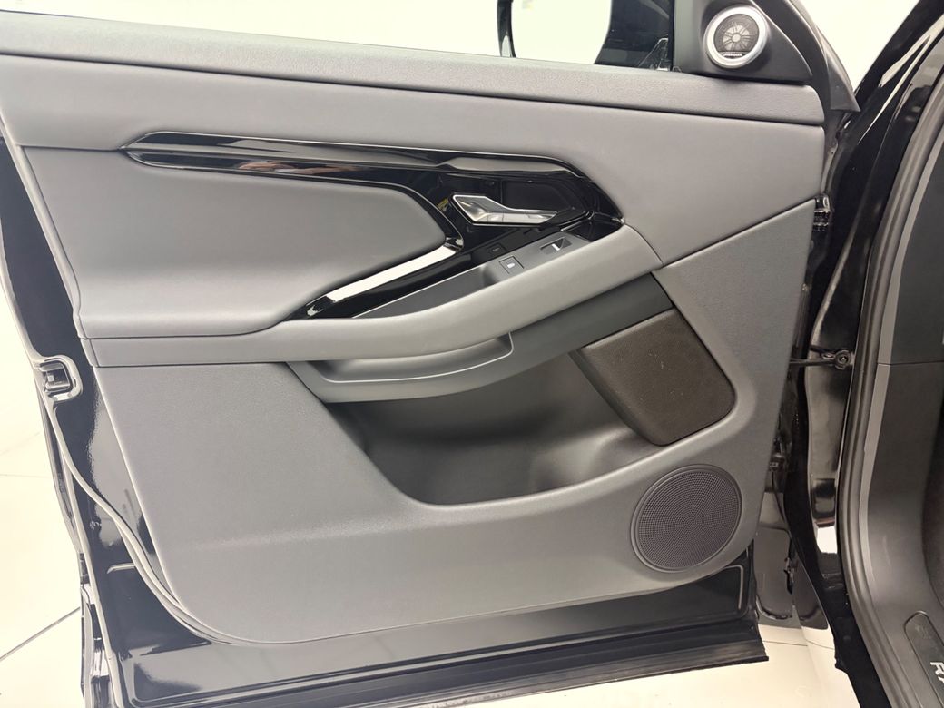 2024 Land Rover Range Rover Evoque