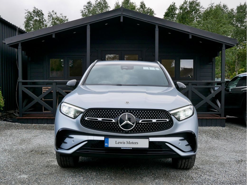 2025 Mercedes-Benz GLC Class
