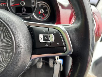 2018 Volkswagen up!