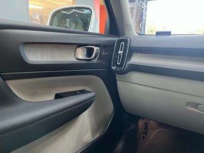 2022 Volvo XC40