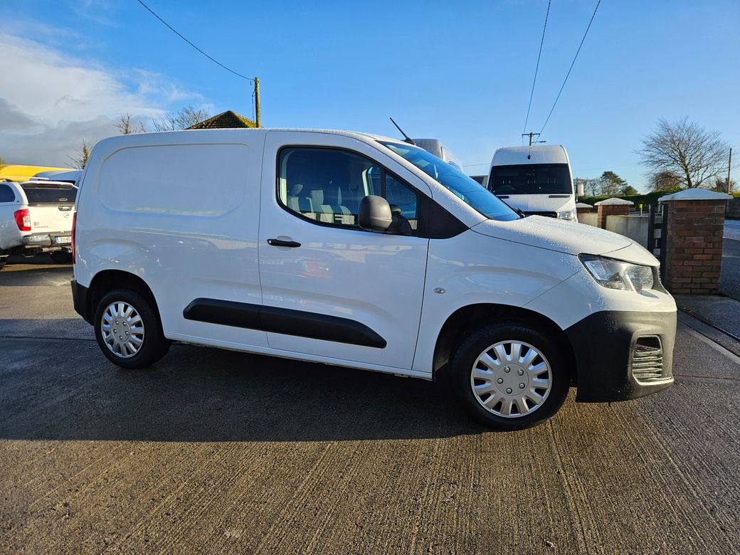 2020 Peugeot Partner