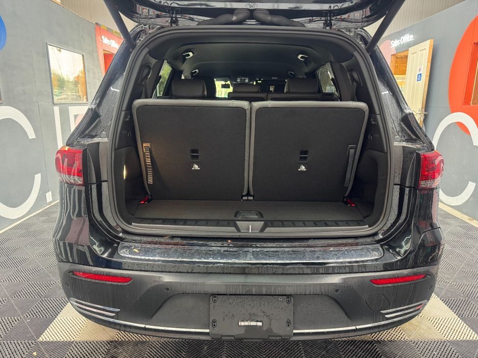 2023 Mercedes-Benz EQB