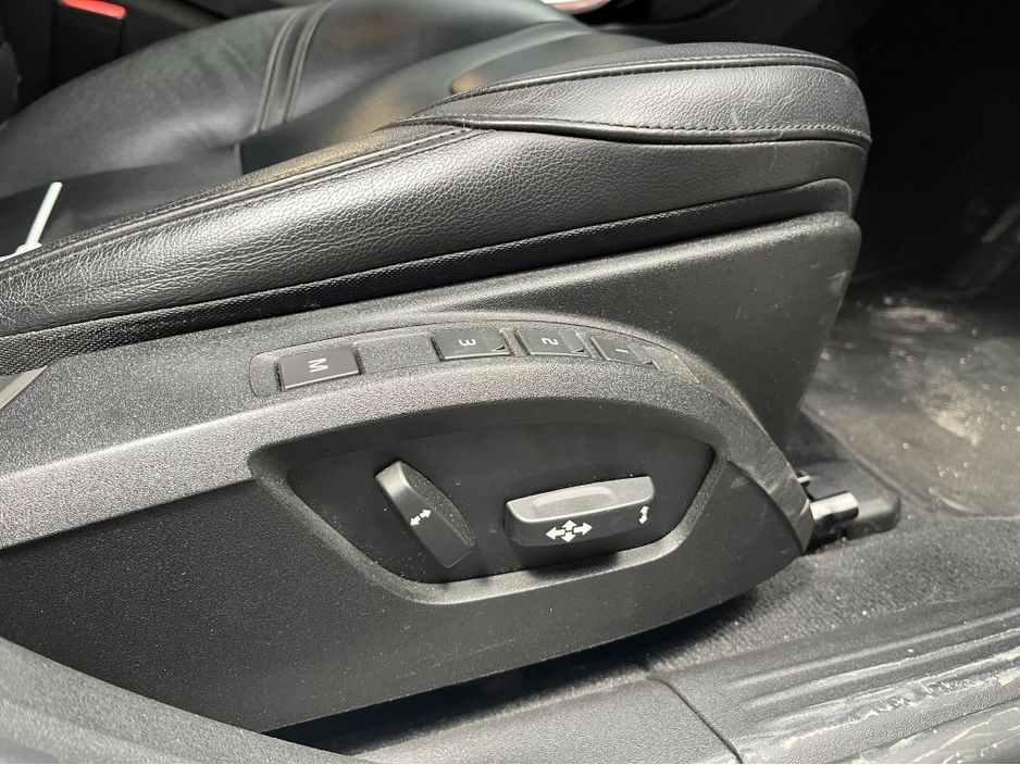 2015 Volvo V40