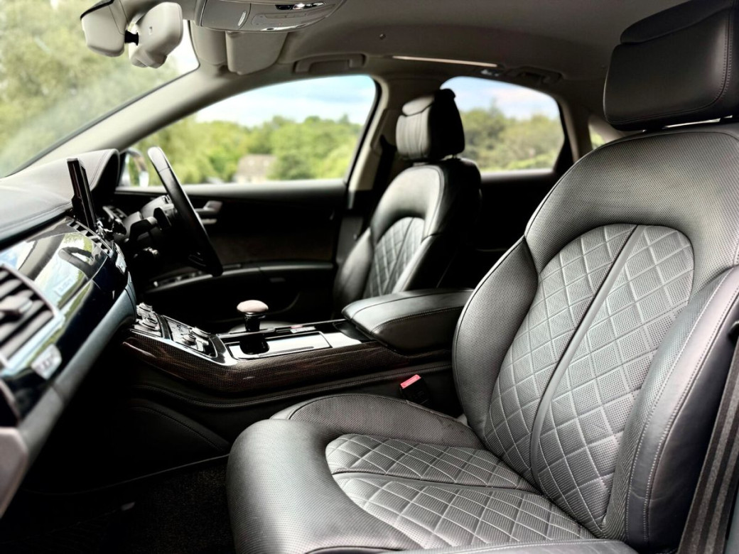 2016 Audi S8