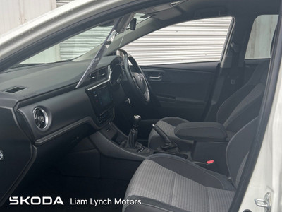 2019 Toyota Auris