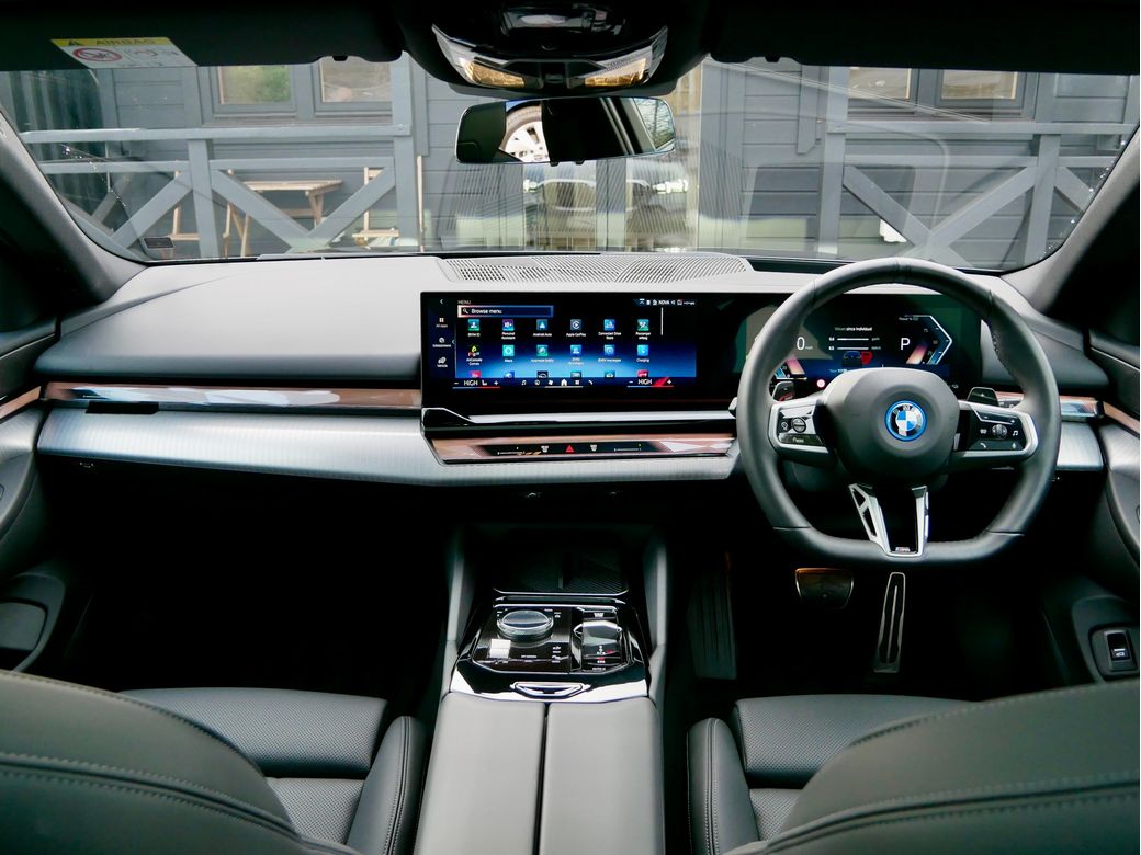 2025 BMW 5 Series