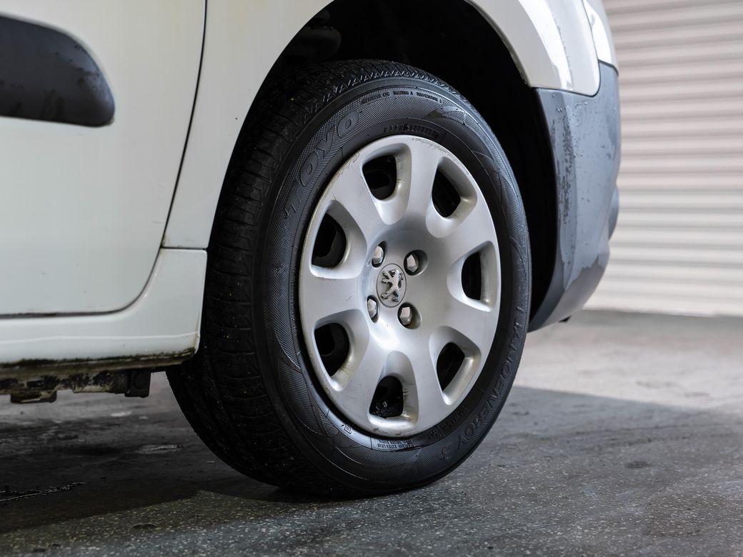 2014 Peugeot Partner