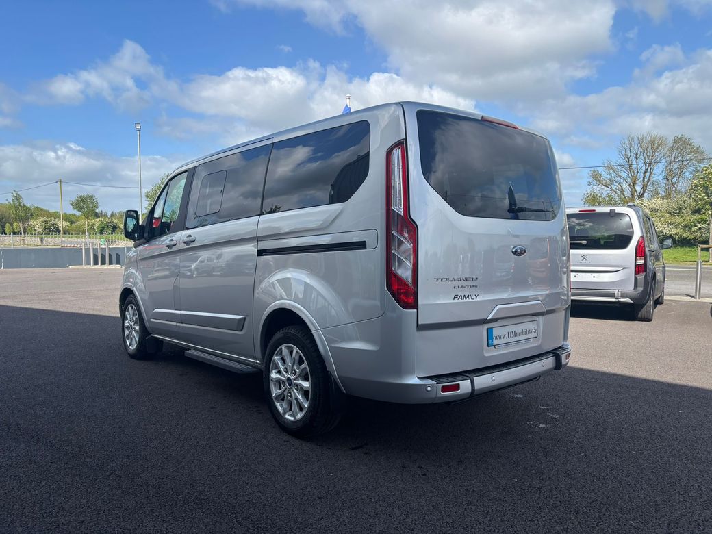 2024 Ford Tourneo Custom