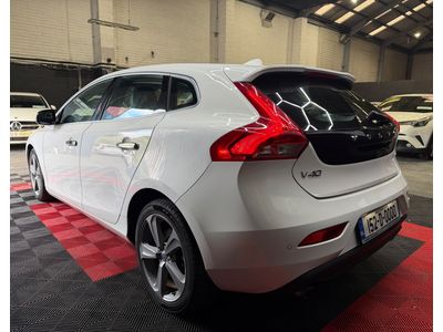 2015 Volvo V40