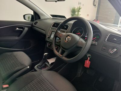 2017 Volkswagen Polo