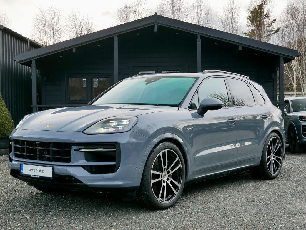 2025 Porsche Cayenne