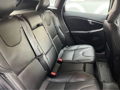 2015 Volvo V40