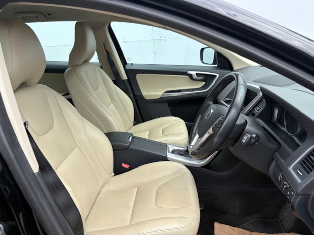 2016 Volvo XC60